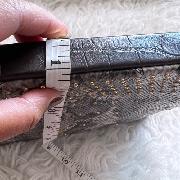 EUC MCM Studded Snake Clutch 2 way - Picture 12 of 14